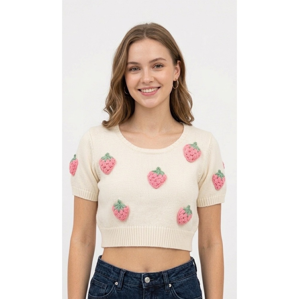 Luna Ivy Strawberry Crochet Knit Crop‎ Top White Short Sleeve Sweater Womens S